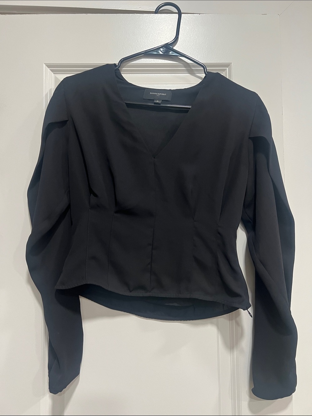 Banana Republic Black V-Neck Long Sleeve Blouse
